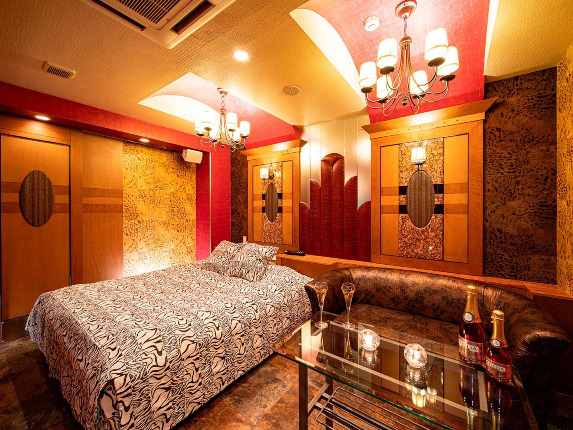 Roselips Tsuruhashi ローズリップス鶴橋 Hotel Osaka Bagian luar foto