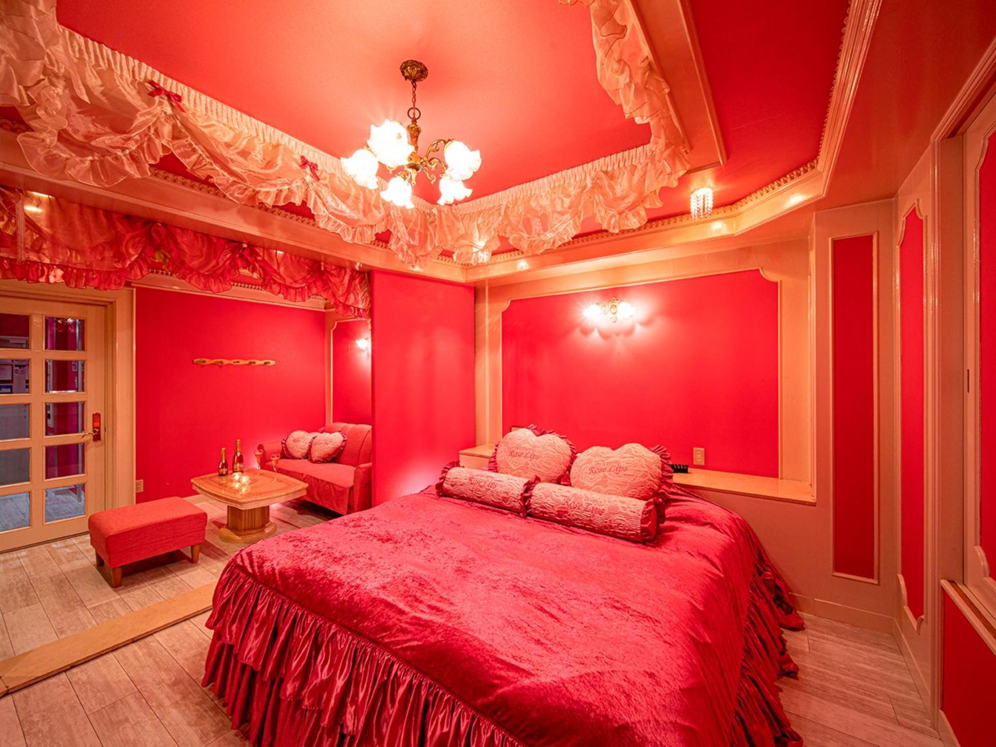 Roselips Tsuruhashi ローズリップス鶴橋 Hotel Osaka Bagian luar foto